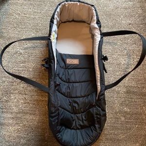 Mountain buggy cocoon bassinet